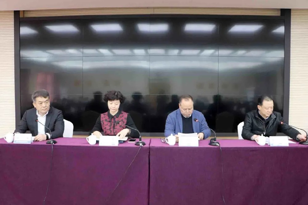 1658286400267266.jpg 6374848834478125008445621.jpg